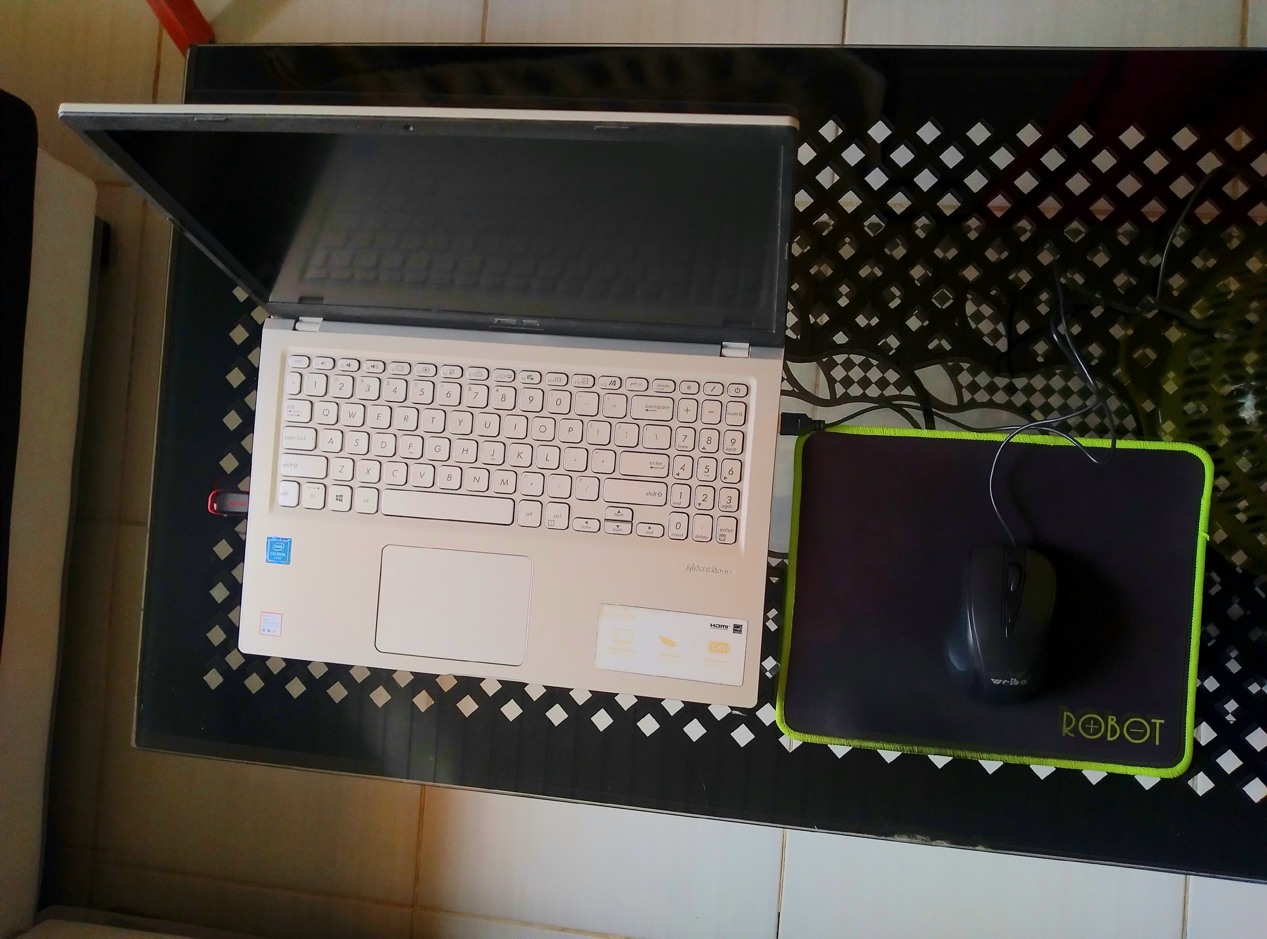 gambar laptop